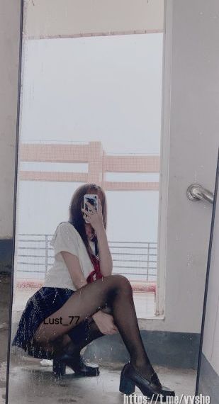 尸潮汹涌