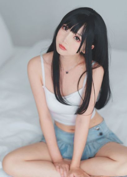 艾曼妞
