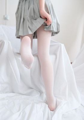韩国三级hd两男一女