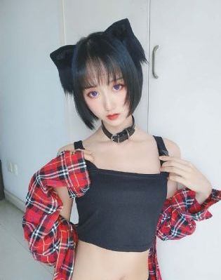 双性尿孔扯开用花蒂调教